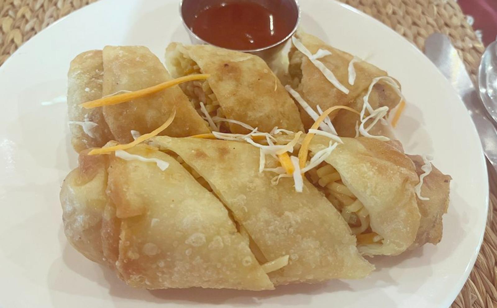 ネパール料理の定番春巻き ネパール料理の定番春巻き